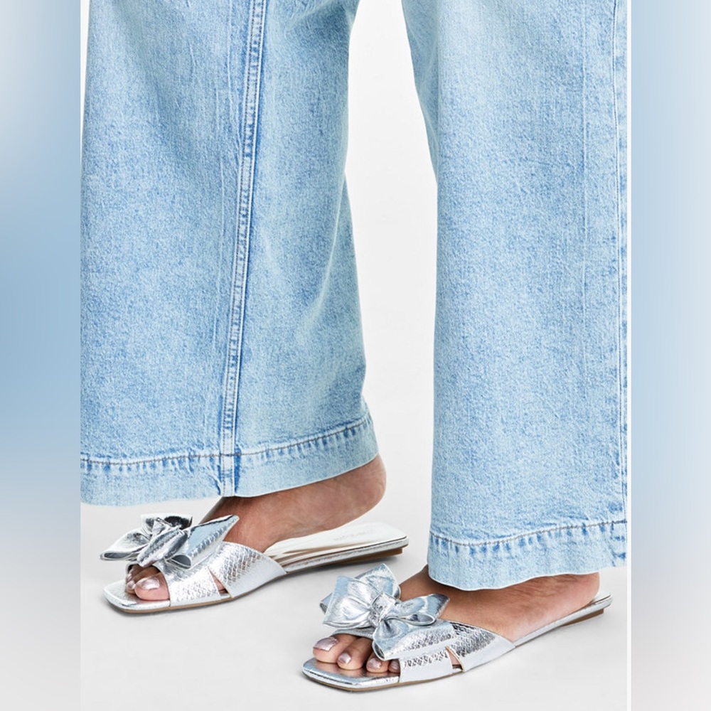 ON 34th Women's Jazminn Bow Slip-on Slide Flat Sandals in Silver Snake - Size 6